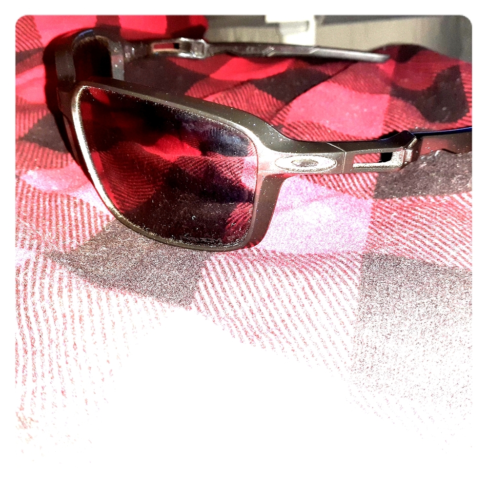 Oakley  siphon sunglasses
